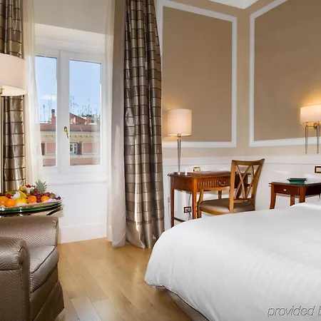 Marriott Grand Flora מלון 4*
