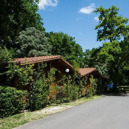 Seven Hills Village&veio