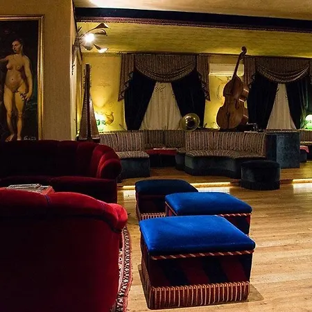Hotel Seven Hills Village&veio
