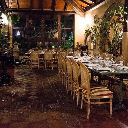 Hotel Seven Hills Village&veio