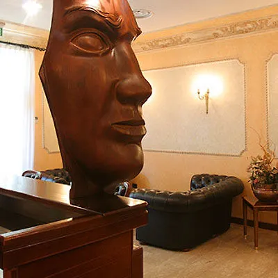 Rosa Hotel 3*