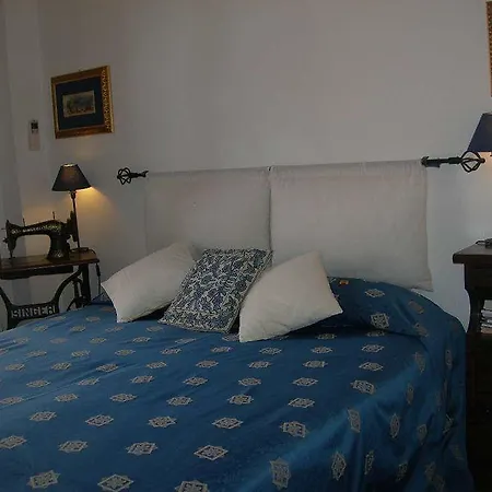 Pettinary Village Bed & Breakfast Roma