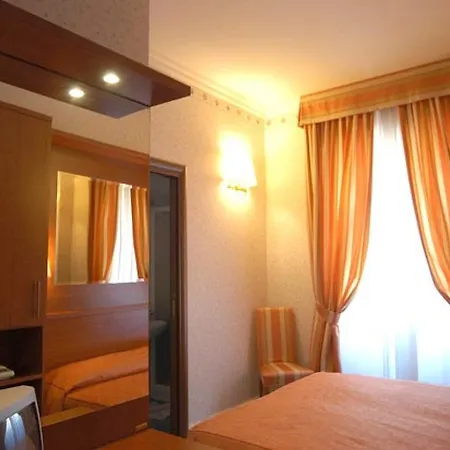 Dina 3* Roma