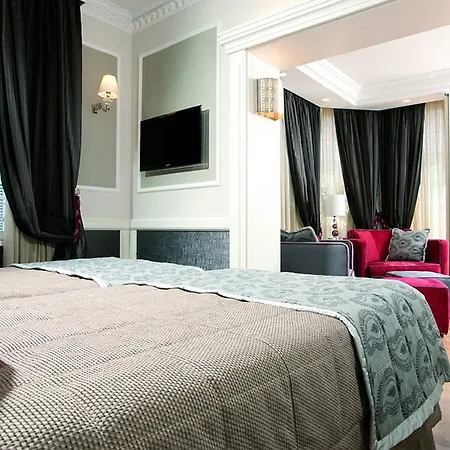 The Britannia 4* Roma