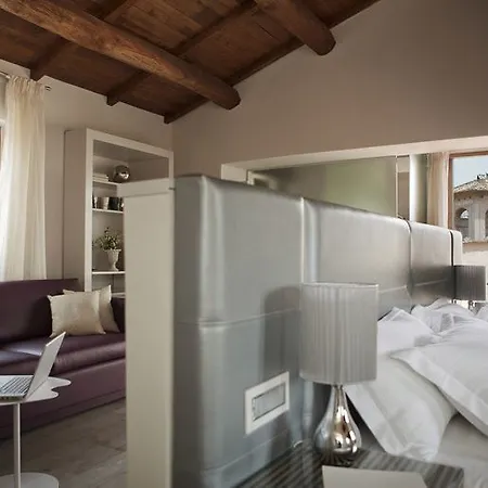 Navona Palace Luxury Apartment Rome
