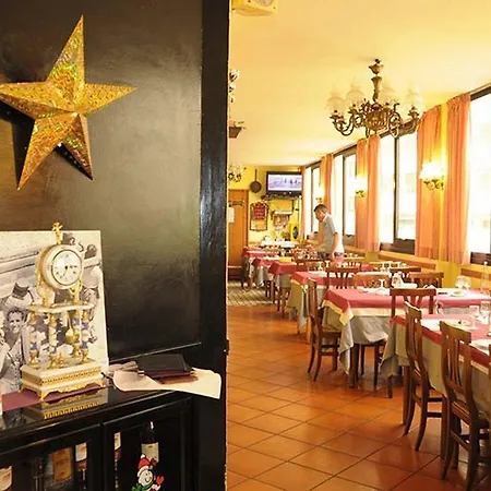 Hotel Cinecitta 3*