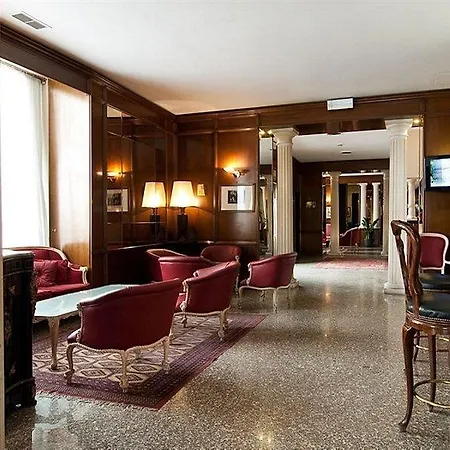 Hotel Colonna Palace