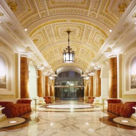 Hotel Exe International Palace