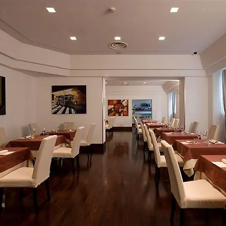 Hotel Lh Excel Montemario