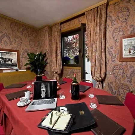Hotel Polo 4*