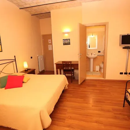 A Ca Degli Equi Guest house 2*