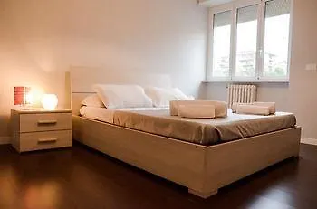 Hotel Brothers And Sisters Bed And Breakfast Rome