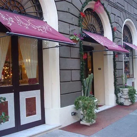 Hotel Dina