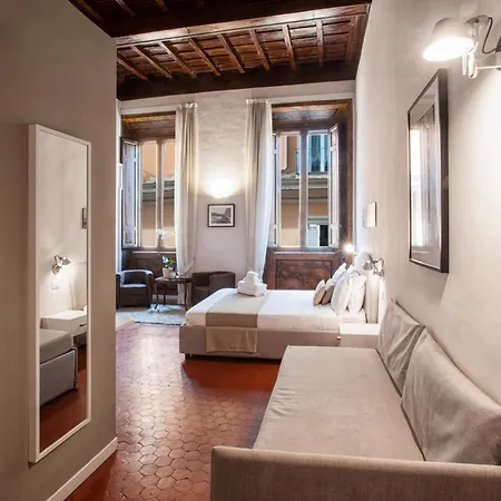Terrace Pantheon Relais