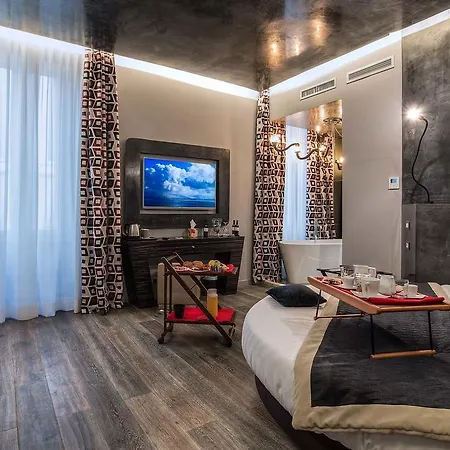 Πανσιόν Colonna Del Corso 3*
