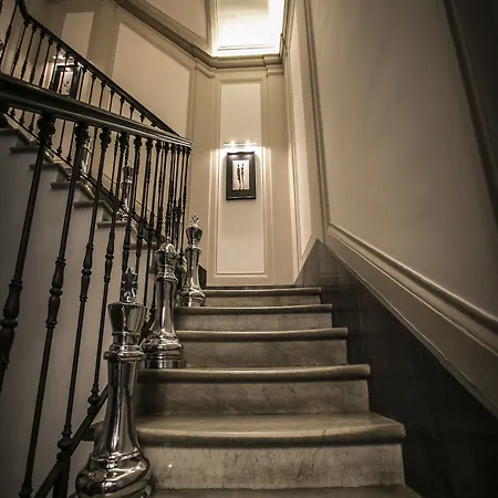 Hotel The Glam