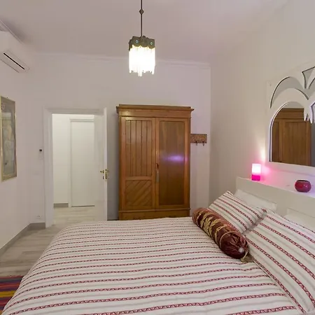 Apartment Venturi House Rome