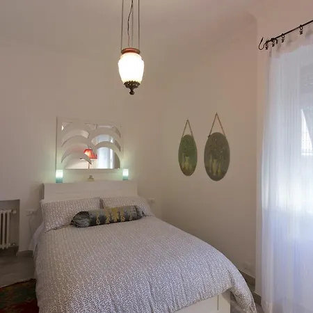 Apartment Venturi House Rome