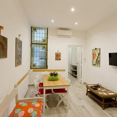 Venturi House