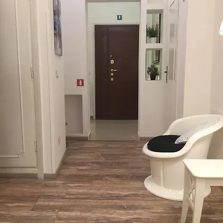 Maison Velia Roma