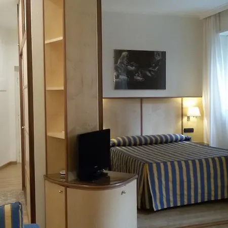 Aparthotel Prati 4*