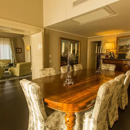Maison d'hôtes La Scelta Di Goethe - Luxury Rome