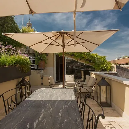 Maison d'hôtes La Scelta Di Goethe - Luxury Rome