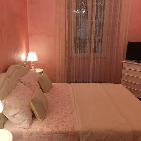 Daphne Domus Roma