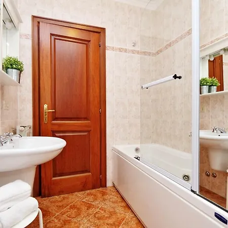 Apartment Mecenate Charme Apartment *