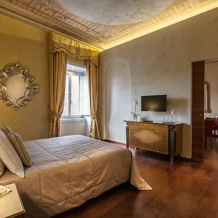 Prestigious Piazza Navona