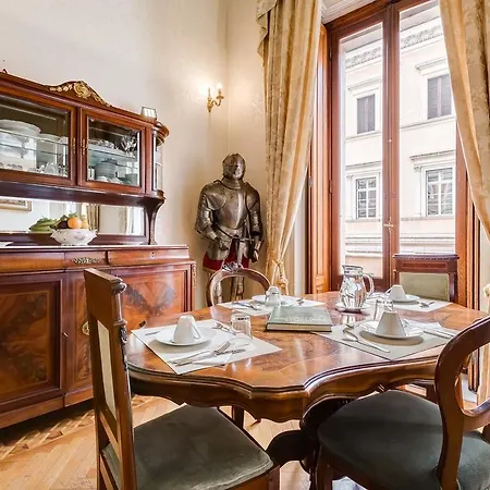 Affreschi Su Luxury Rome