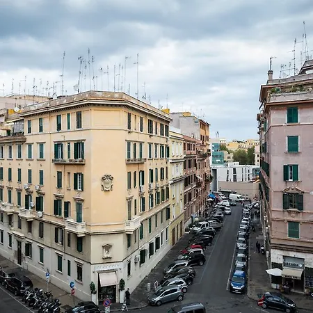 Bed & Breakfast Rosso Charming Vaticano 3*