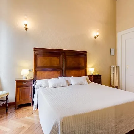 Affreschi Su Luxury Rome