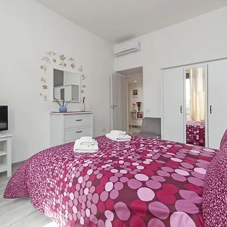 Apartment Lilli Home Holidays