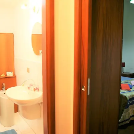 Apartament Turistico Laura *