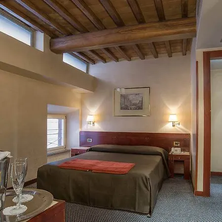 Hotel Accademia 3*