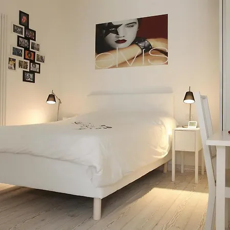 Big Johnny B Bed & Breakfast 2*
