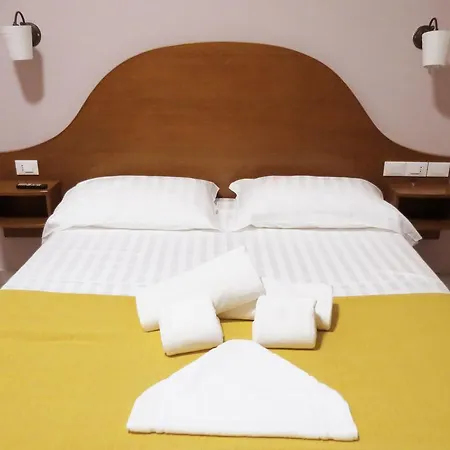 Hotel Extrahotel Paradise