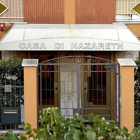 La Casa Di Nazareth 2*