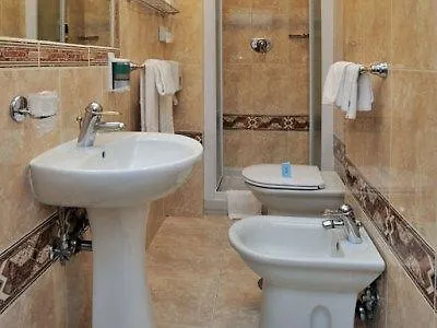 Virgilio 3* רומא