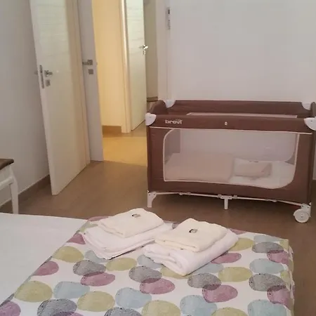 Bed & Breakfast La Casetta Di Ely Rome
