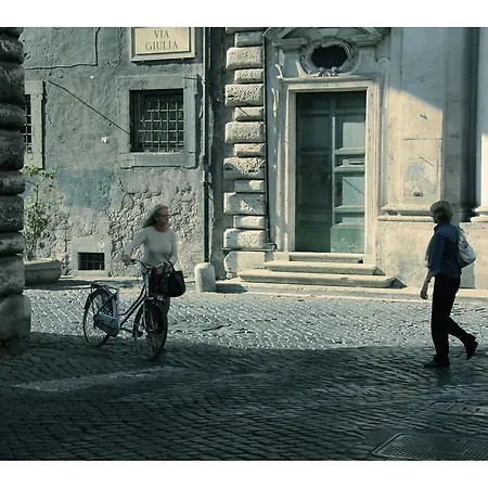 Via Giulia Roma