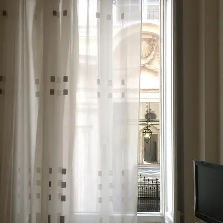 Apartment Piazza Di Spagna