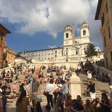 Apartment Piazza Di Spagna Rome