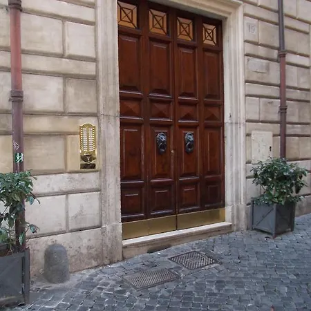 Luxury Ai Banchi Nuovi