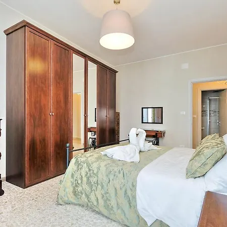 130m² 3 Slaapkamer, 2 Privé Badkamer In Trionfale * Rome