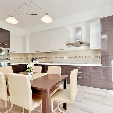 130m² 3 Slaapkamer, 2 Privé Badkamer In Trionfale Rome