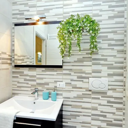 Appartement 130m² 3 Slaapkamer, 2 Privé Badkamer In Trionfale