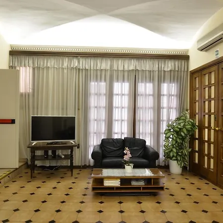 Tirreno Otel