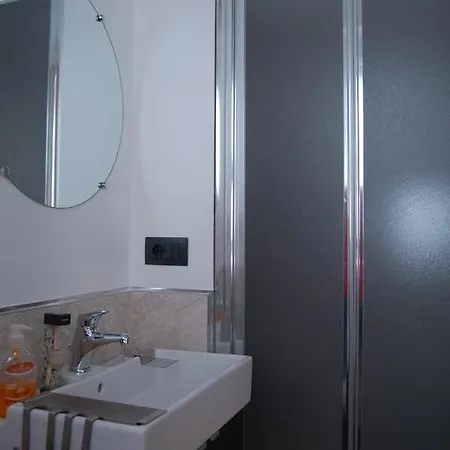 Interno Sette *